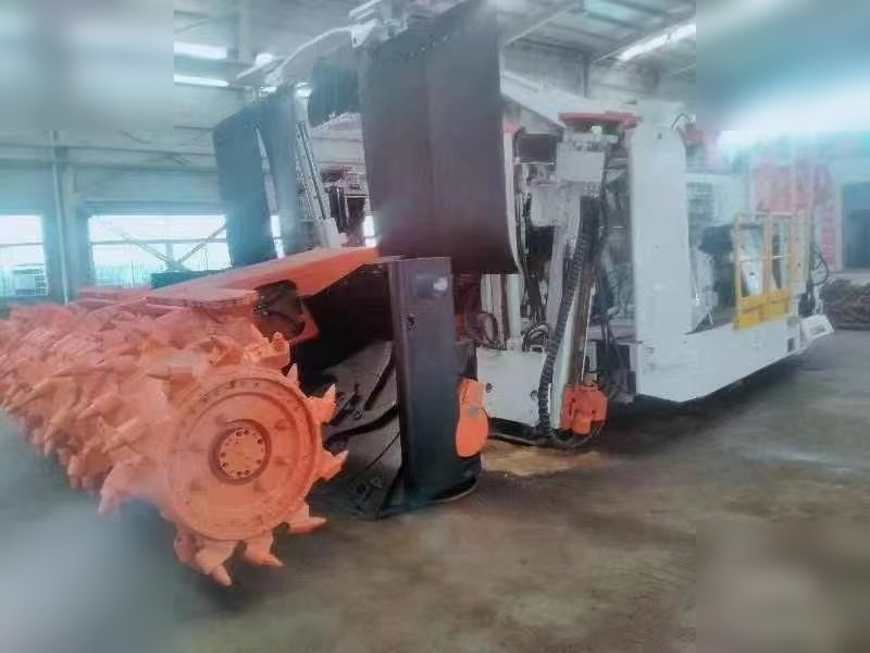 2018 SANDVIK MB670-1 - ماكينات التعدين: صور 1 2018 SANDVIK MB670-1 - ماكينات التعدين: صور 1