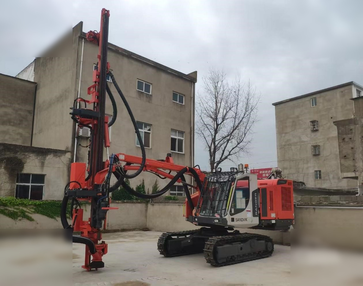 2023 SANDVIK DX800 - آلة حفر: صور 1 2023 SANDVIK DX800 - آلة حفر: صور 1
