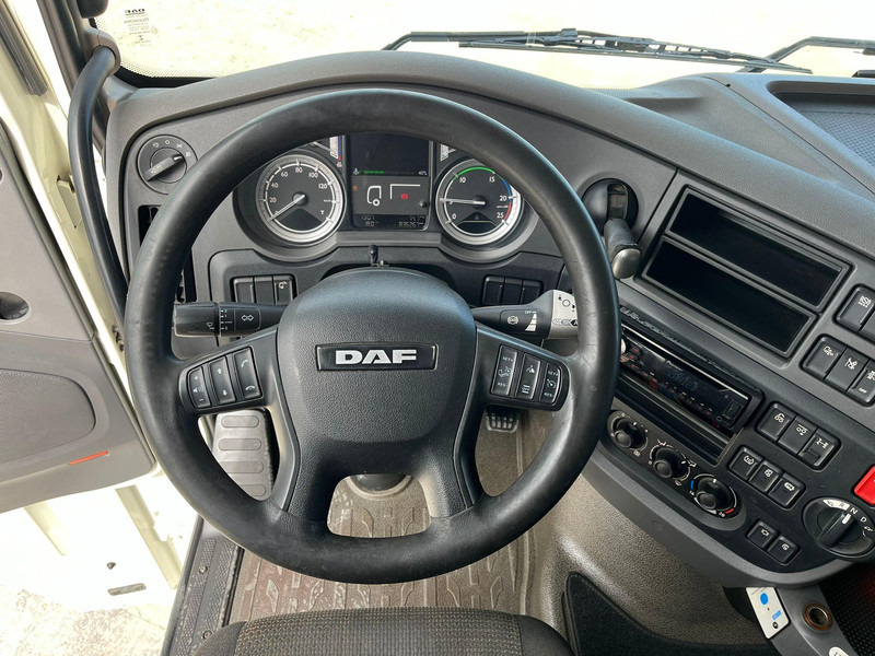 شاحنة جرار DAF XF 440 FTP 6x2: صور 12