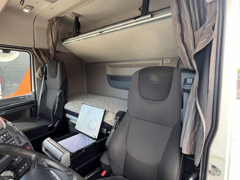 شاحنة جرار DAF XF 440 FTP 6x2: صور 15