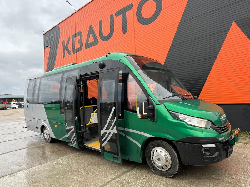 Iveco First Low-Entry 4x2 22 SEATS / AC / WEBASTO - حافلة صغيرة, ميكروباص: صور 1 Iveco First Low-Entry 4x2 22 SEATS / AC / WEBASTO - حافلة صغيرة, ميكروباص: صور 1