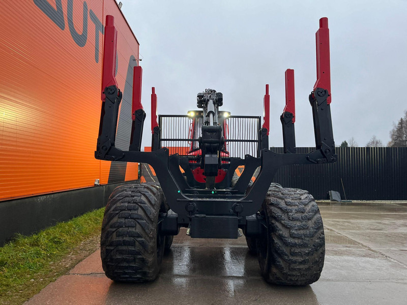 Komatsu 895 8x8 LOADFLEX / CRANE 165F - مقطورة الغابات: صور 5 Komatsu 895 8x8 LOADFLEX / CRANE 165F - مقطورة الغابات: صور 5