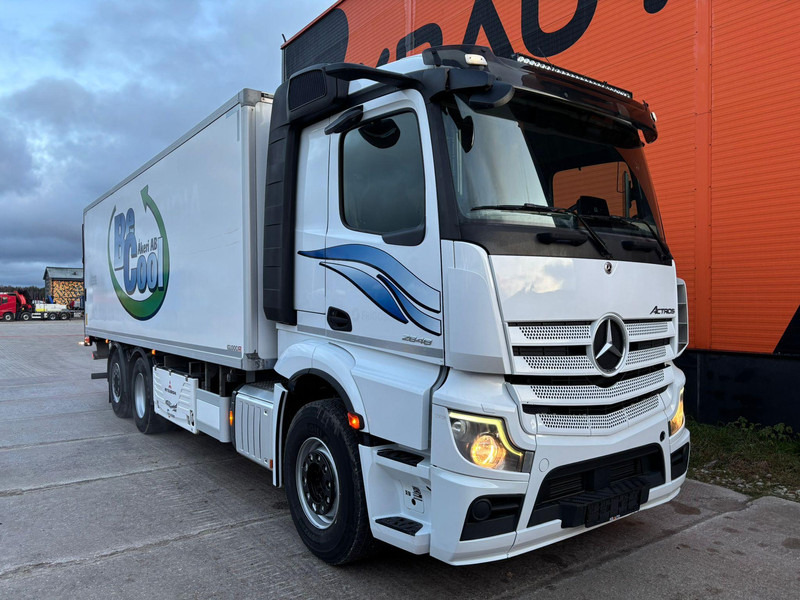 Mercedes-Benz Actros 2848 6x2*4 MITSUBISHI TU1250 MT / BOX L=7551 mm - مبردة شاحنة: صور 4 Mercedes-Benz Actros 2848 6x2*4 MITSUBISHI TU1250 MT / BOX L=7551 mm - مبردة شاحنة: صور 4