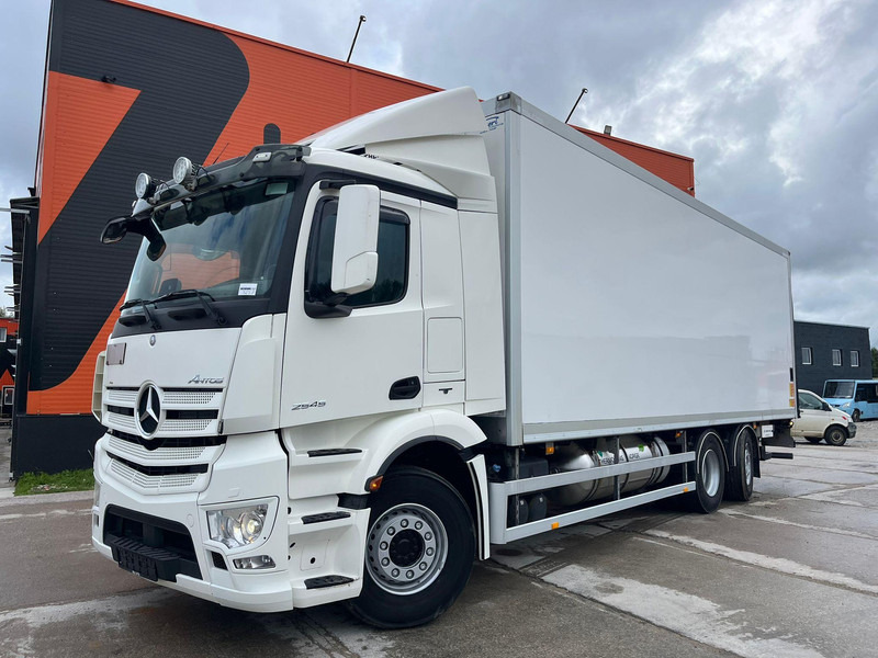 Mercedes-Benz Antos 2545 6x2*4 THERMOKING CO2 / BOX L=8427 mm - مبردة شاحنة: صور 2 Mercedes-Benz Antos 2545 6x2*4 THERMOKING CO2 / BOX L=8427 mm - مبردة شاحنة: صور 2