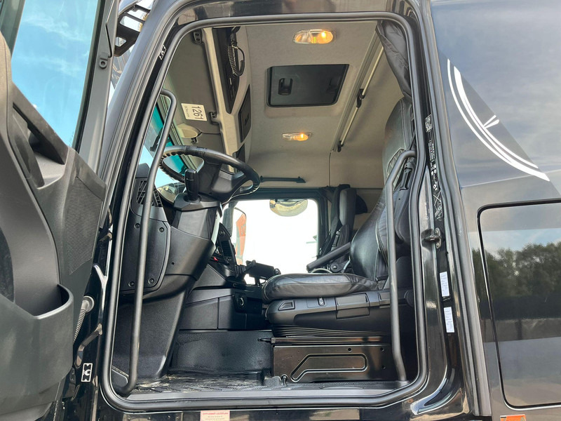 قلابات Mercedes-Benz Arocs 3253 8x4 RETARDER / SNOW PLOW EQUIPMENT: صور 17