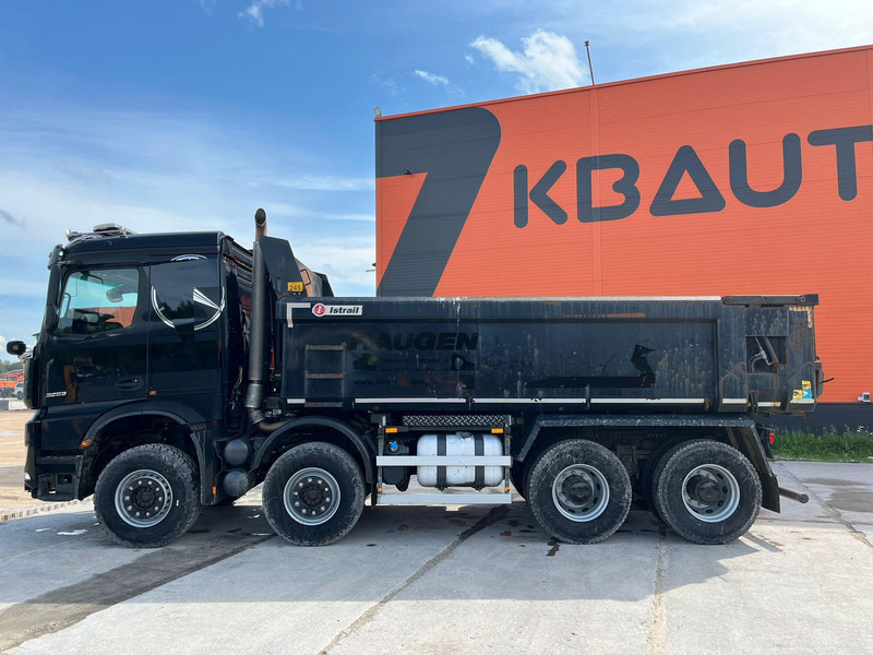 قلابات Mercedes-Benz Arocs 3253 8x4 RETARDER / SNOW PLOW EQUIPMENT: صور 9