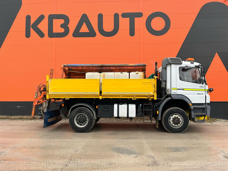 Mercedes-Benz Axor 1824 4x4 POSSIBLE TO BUY WITH SPREADER & FRONT PLOW - قلابات: صور 5 Mercedes-Benz Axor 1824 4x4 POSSIBLE TO BUY WITH SPREADER & FRONT PLOW - قلابات: صور 5