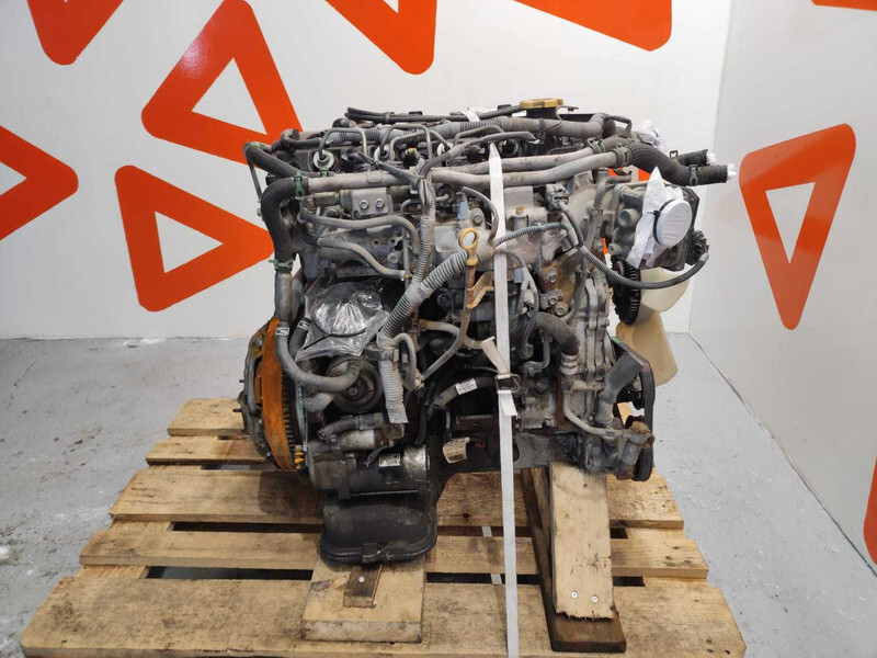 Nissan NT 400 CABSTAR ENGINE YD25DDTI / LOW MILEAGE 25704 km - المحرك - شاحنة: صور 3 Nissan NT 400 CABSTAR ENGINE YD25DDTI / LOW MILEAGE 25704 km - المحرك - شاحنة: صور 3
