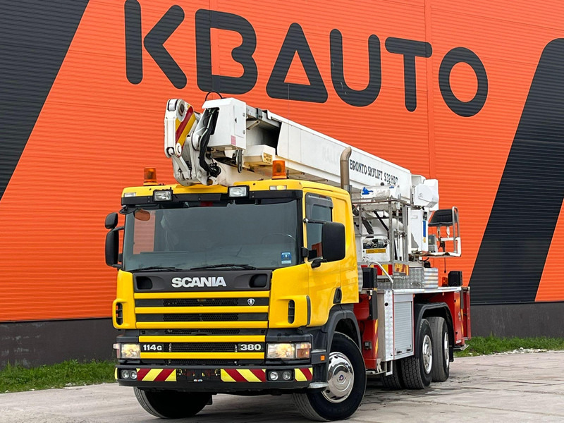 Scania P 114 6x2*4 BRONTO S 32 HDT / 32 meters / 440 kg - منصات هيدروليكية متنقلة: صور 1 Scania P 114 6x2*4 BRONTO S 32 HDT / 32 meters / 440 kg - منصات هيدروليكية متنقلة: صور 1