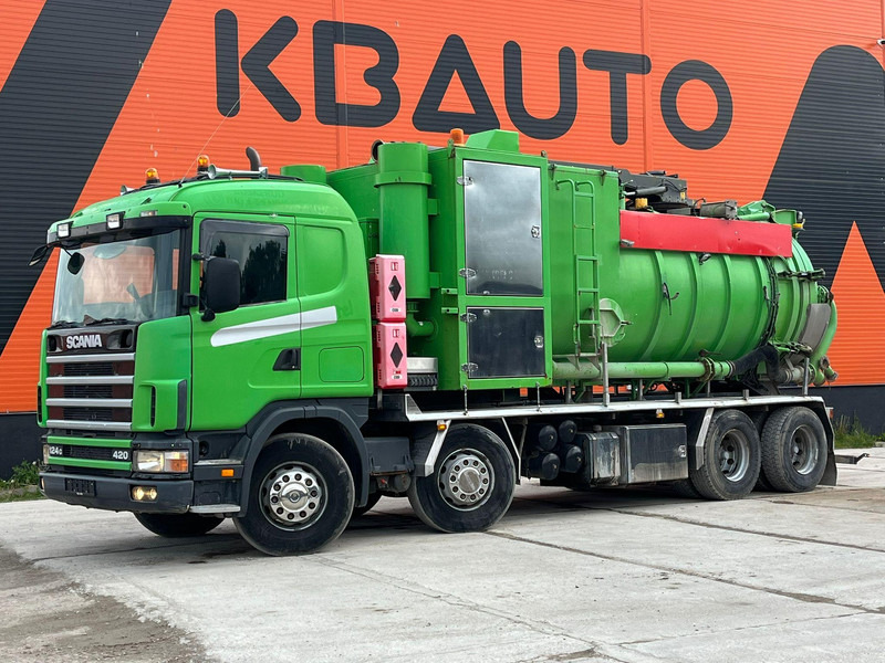 Scania R124 8x4 TANK 12000 l / VACUUM Disab P210/9 - 7800 m3/h / 1182 hours - فراغ شاحنة: صور 1 Scania R124 8x4 TANK 12000 l / VACUUM Disab P210/9 - 7800 m3/h / 1182 hours - فراغ شاحنة: صور 1