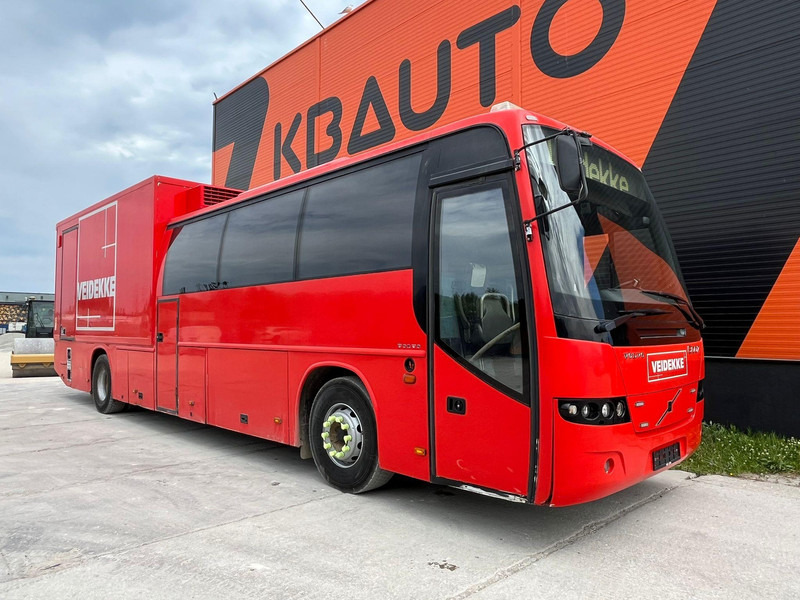 Volvo B12M 4x2 14 SEATS / AC / AUXILIARY HEATING / WC / KITCHEN - باص النقل بين المدن: صور 3 Volvo B12M 4x2 14 SEATS / AC / AUXILIARY HEATING / WC / KITCHEN - باص النقل بين المدن: صور 3