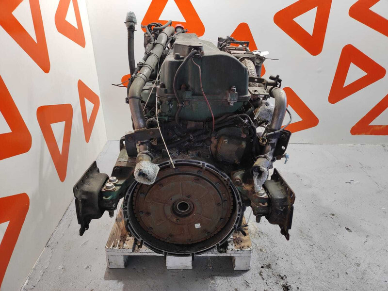 Volvo B9 BUS GAS ENGINE G9B300 - المحرك - شاحنة: صور 4 Volvo B9 BUS GAS ENGINE G9B300 - المحرك - شاحنة: صور 4