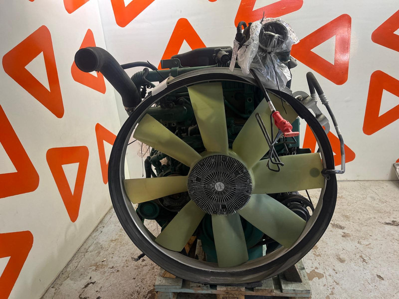 Volvo ENGINE D13K500, 22692837 LOW MILEAGE! - المحرك - شاحنة: صور 2 Volvo ENGINE D13K500, 22692837 LOW MILEAGE! - المحرك - شاحنة: صور 2
