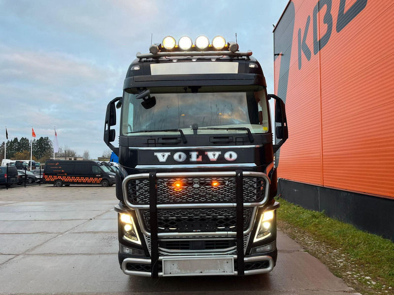 Volvo FH 16 750 6x4 GCW 80 ton / RETARDER / HYDRAULICS / TANDEM AXLE LIFT - شاحنة جرار: صور 3 Volvo FH 16 750 6x4 GCW 80 ton / RETARDER / HYDRAULICS / TANDEM AXLE LIFT - شاحنة جرار: صور 3
