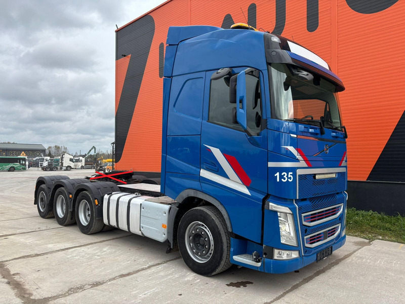 Volvo FH 500 8x4*4 FOR SALE AS CHASSIS / GCW 70 ton / PTO / CHASSIS L=6420 mm - الشاسيه شاحنة: صور 4 Volvo FH 500 8x4*4 FOR SALE AS CHASSIS / GCW 70 ton / PTO / CHASSIS L=6420 mm - الشاسيه شاحنة: صور 4