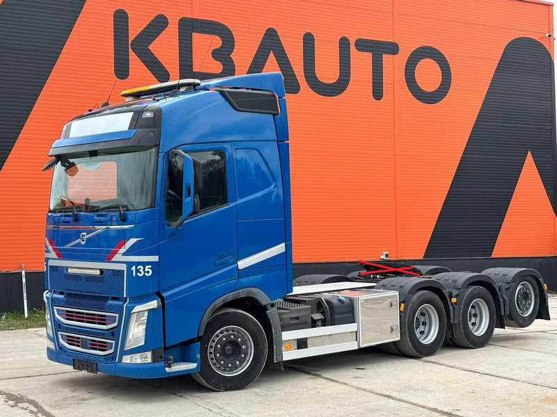 Volvo FH 500 8x4*4 FOR SALE AS CHASSIS / GCW 70 ton / PTO / CHASSIS L=6420 mm - الشاسيه شاحنة: صور 1 Volvo FH 500 8x4*4 FOR SALE AS CHASSIS / GCW 70 ton / PTO / CHASSIS L=6420 mm - الشاسيه شاحنة: صور 1