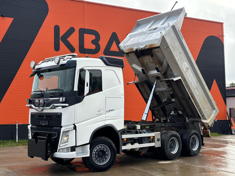 Volvo FH 540 6x4 RETARDER / TANDEM AXLE LIFT / SNOWPLOW EQUIPMENT / BOX L = 4473 mm - قلابات: صور 2 Volvo FH 540 6x4 RETARDER / TANDEM AXLE LIFT / SNOWPLOW EQUIPMENT / BOX L = 4473 mm - قلابات: صور 2