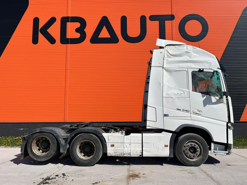 Volvo FH 540 DAMAGED ! / GLOBE XL / HYDRAULICS / DOUBLE BOGIE - شاحنة جرار: صور 5 Volvo FH 540 DAMAGED ! / GLOBE XL / HYDRAULICS / DOUBLE BOGIE - شاحنة جرار: صور 5