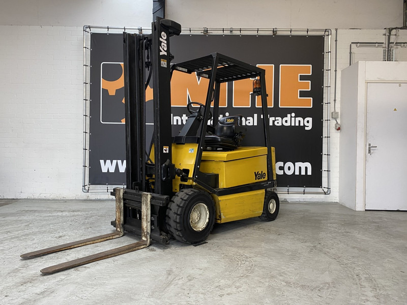 Yale ERP25ALF - رافعة شوكية كهربائية: صور 3 Yale ERP25ALF - رافعة شوكية كهربائية: صور 3