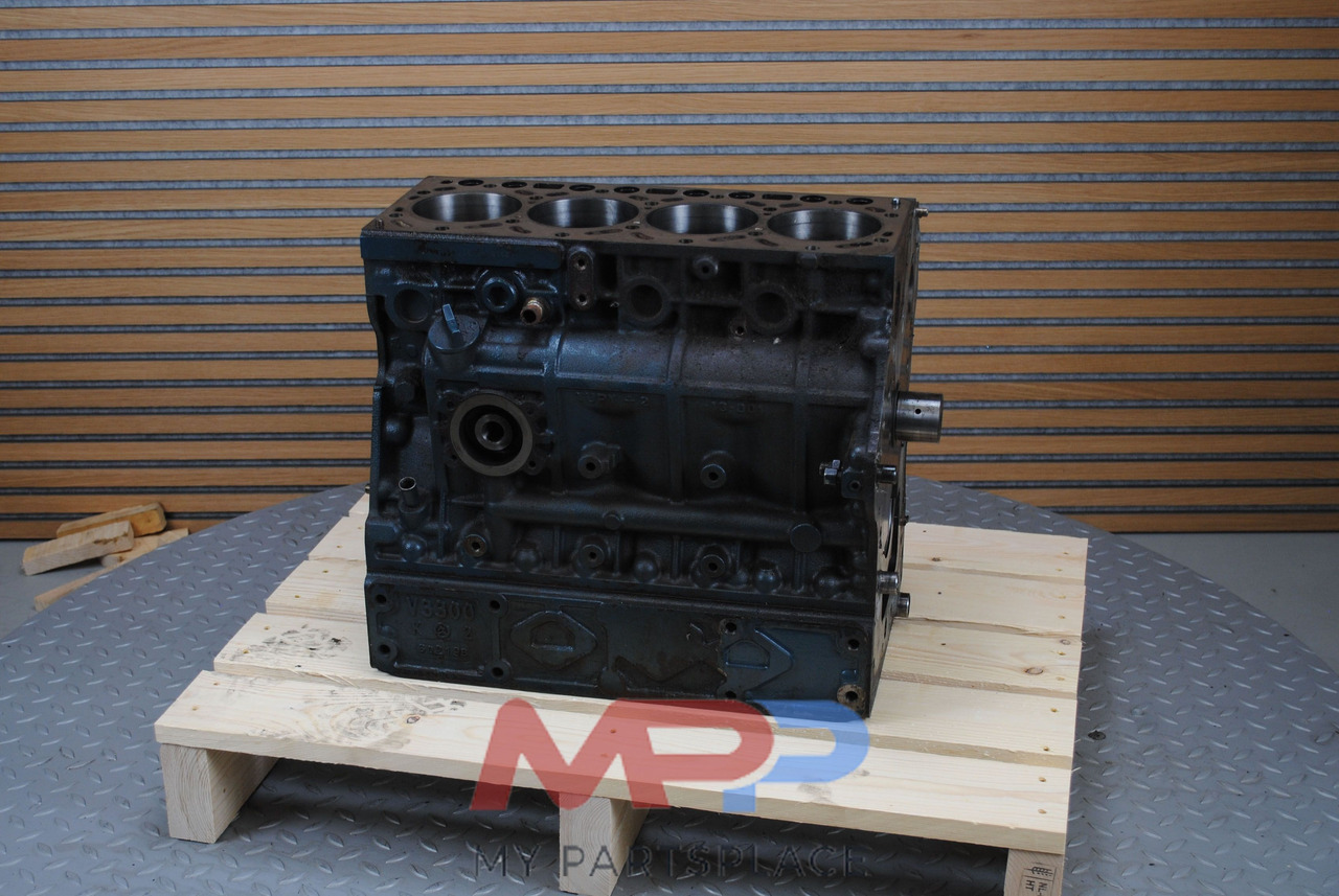 Kubota Blok Kubota V3300 - كتلة اسطوانة - آلات البناء: صور 2 Kubota Blok Kubota V3300 - كتلة اسطوانة - آلات البناء: صور 2