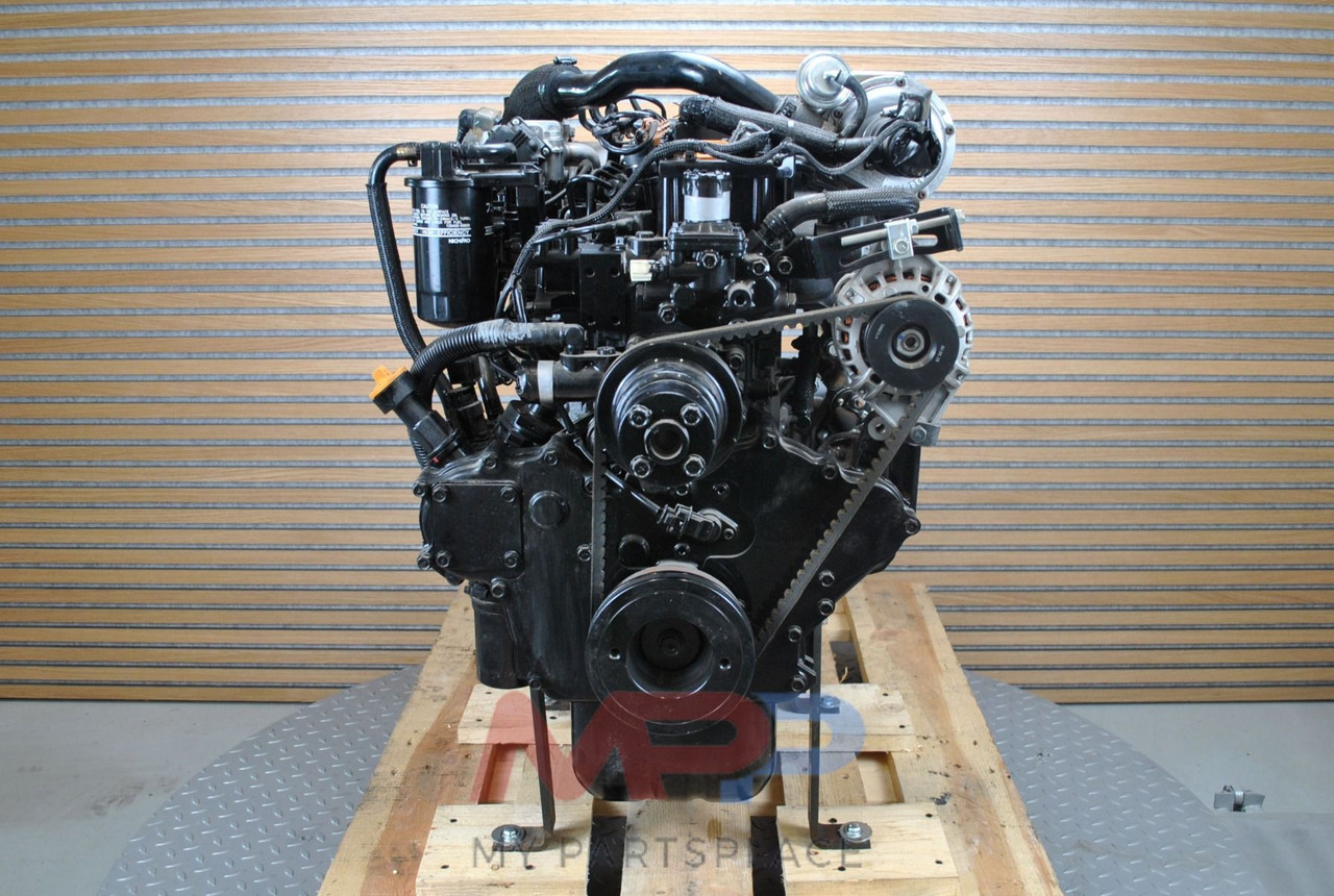 Yanmar Yanmar 4TNV98CT - DEMO - المحرك - آلات البناء: صور 5 Yanmar Yanmar 4TNV98CT - DEMO - المحرك - آلات البناء: صور 5