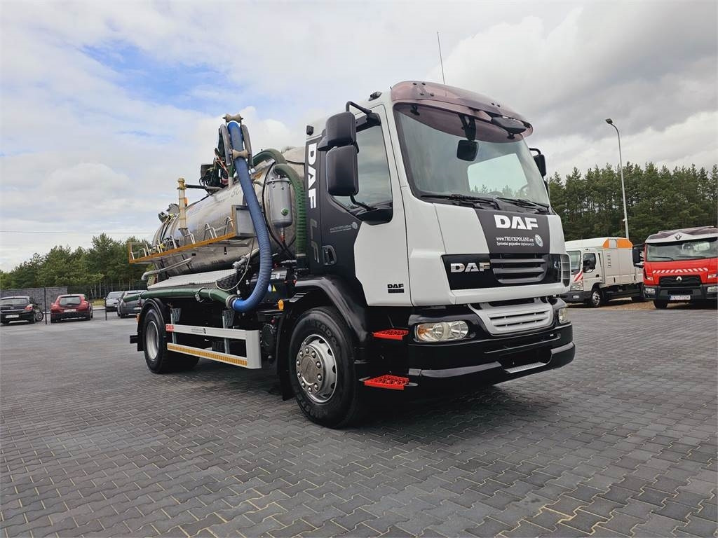 DAF WUKO SCK-4HW for collecting waste liquid separator - فراغ شاحنة: صور 2 DAF WUKO SCK-4HW for collecting waste liquid separator - فراغ شاحنة: صور 2
