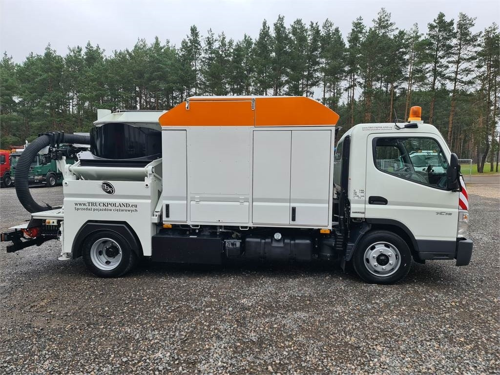 Mitsubishi CANTER odkurzacz koparka ssąca Saugbagger CITY SAU - فراغ شاحنة: صور 3 Mitsubishi CANTER odkurzacz koparka ssąca Saugbagger CITY SAU - فراغ شاحنة: صور 3