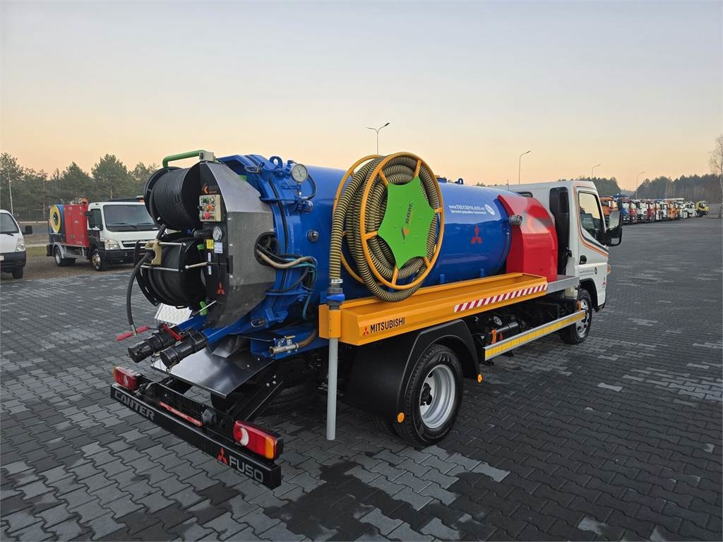 Mitsubishi ROM KOKS SMART COMBI WUKO HOT WATER FOR CLEANING S - فراغ شاحنة: صور 1 Mitsubishi ROM KOKS SMART COMBI WUKO HOT WATER FOR CLEANING S - فراغ شاحنة: صور 1