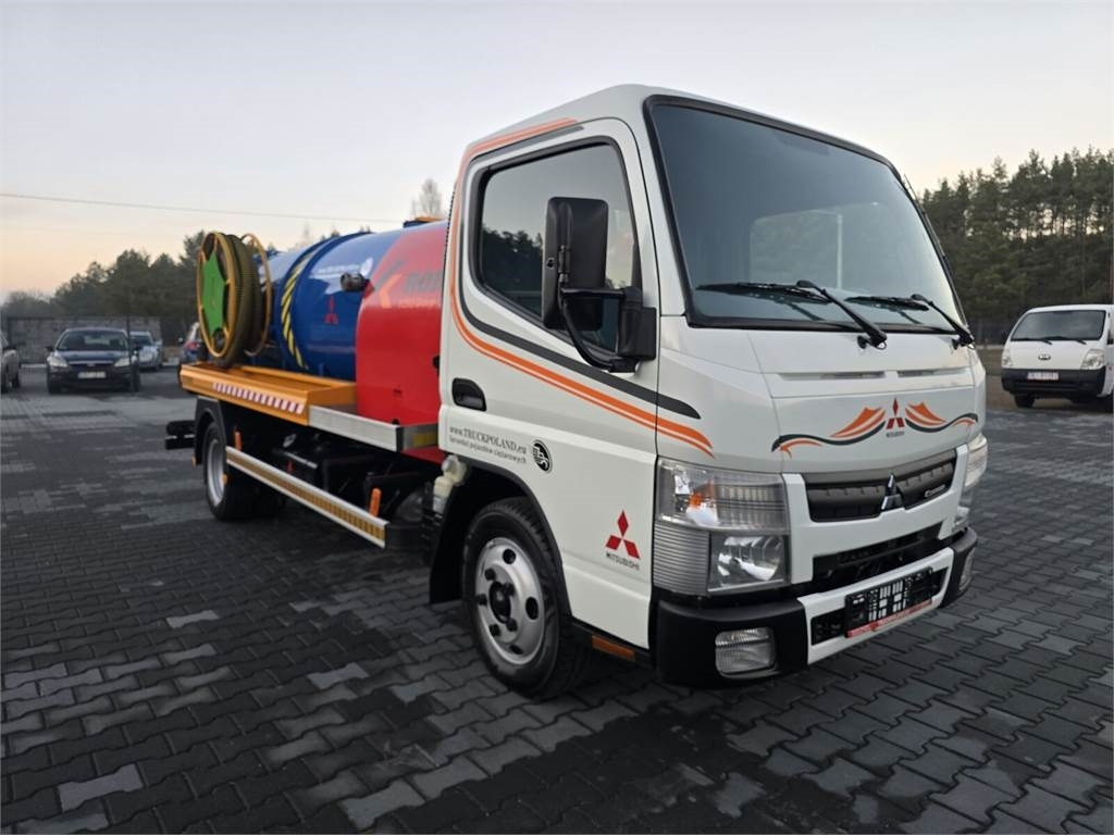 Mitsubishi ROM KOKS SMART COMBI WUKO HOT WATER FOR CLEANING S  - سيارة بلدية: صور 2 Mitsubishi ROM KOKS SMART COMBI WUKO HOT WATER FOR CLEANING S  - سيارة بلدية: صور 2