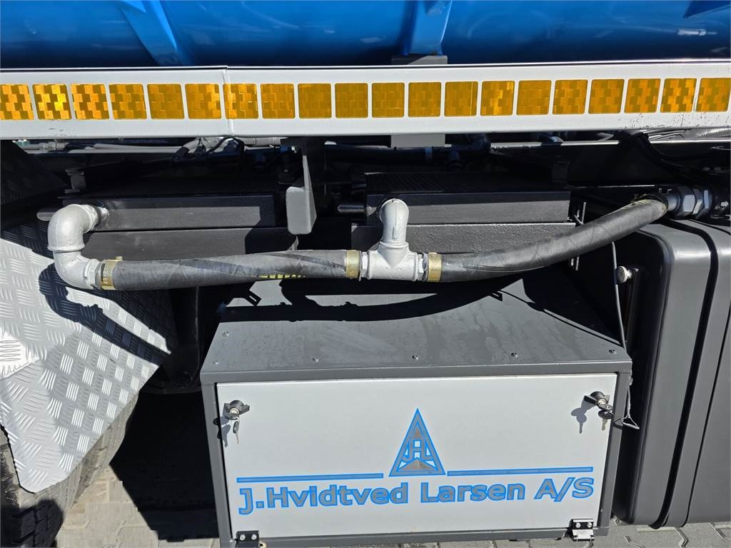 Scania Larsen FlexVac 311 Vacuum suction loader إيجار Scania Larsen FlexVac 311 Vacuum suction loader: صور 21 Scania Larsen FlexVac 311 Vacuum suction loader إيجار Scania Larsen FlexVac 311 Vacuum suction loader: صور 21