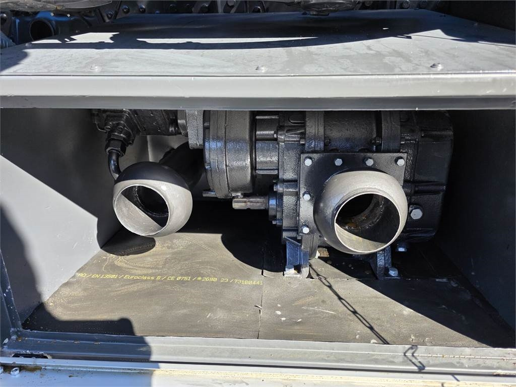Scania Larsen FlexVac 311 Vacuum suction loader إيجار Scania Larsen FlexVac 311 Vacuum suction loader: صور 22 Scania Larsen FlexVac 311 Vacuum suction loader إيجار Scania Larsen FlexVac 311 Vacuum suction loader: صور 22