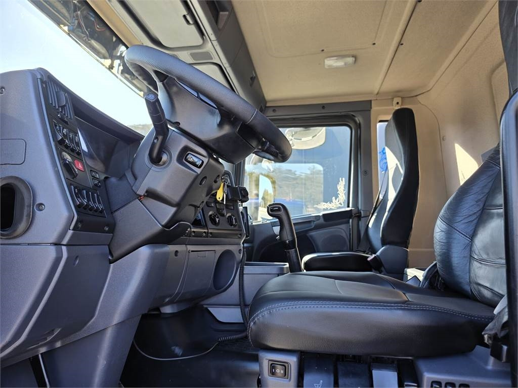 Scania Larsen FlexVac 311 Vacuum suction loader إيجار Scania Larsen FlexVac 311 Vacuum suction loader: صور 32 Scania Larsen FlexVac 311 Vacuum suction loader إيجار Scania Larsen FlexVac 311 Vacuum suction loader: صور 32