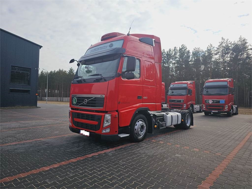 Volvo FH13 XXL NEW TIRES MANUAL 420 EURO 5 2011 - شاحنة جرار: صور 2 Volvo FH13 XXL NEW TIRES MANUAL 420 EURO 5 2011 - شاحنة جرار: صور 2