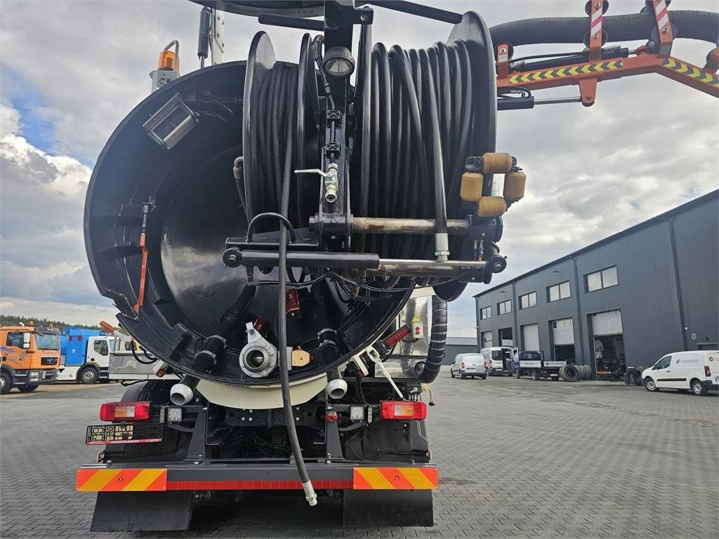 Volvo WUKO ADR ROLBA FOR CLEANING CHANNELS COMBI - فراغ شاحنة: صور 5 Volvo WUKO ADR ROLBA FOR CLEANING CHANNELS COMBI - فراغ شاحنة: صور 5