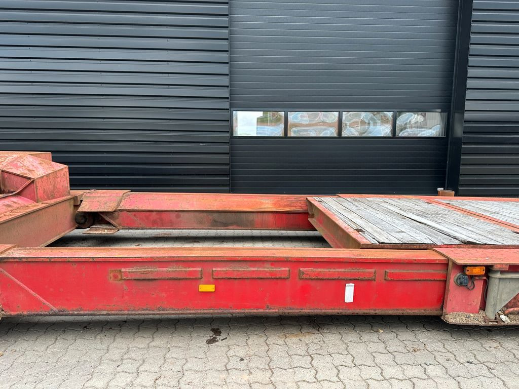 Broshuis Tiefbett / ausziehbar / 2 x verlängerungsträger - عربة مسطحة منخفضة نصف مقطورة: صور 5 Broshuis Tiefbett / ausziehbar / 2 x verlängerungsträger - عربة مسطحة منخفضة نصف مقطورة: صور 5