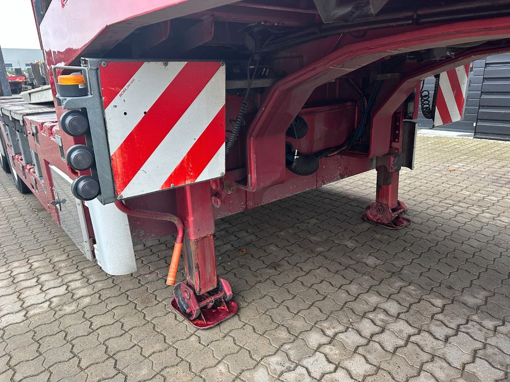 Emtech AMT 4 achs tieflader / radmulden / zwangslenkung Emtech AMT 4 achs tieflader / radmulden / zwangslenkung - عربة مسطحة منخفضة نصف مقطورة: صور 3 Emtech AMT 4 achs tieflader / radmulden / zwangslenkung Emtech AMT 4 achs tieflader / radmulden / zwangslenkung - عربة مسطحة منخفضة نصف مقطورة: صور 3