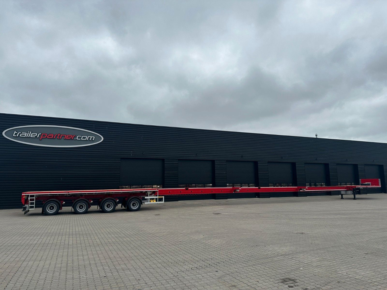Faymonville 4 achs Telemax AAA / 36.000 mm - عربة مسطحة منخفضة نصف مقطورة: صور 1 Faymonville 4 achs Telemax AAA / 36.000 mm - عربة مسطحة منخفضة نصف مقطورة: صور 1