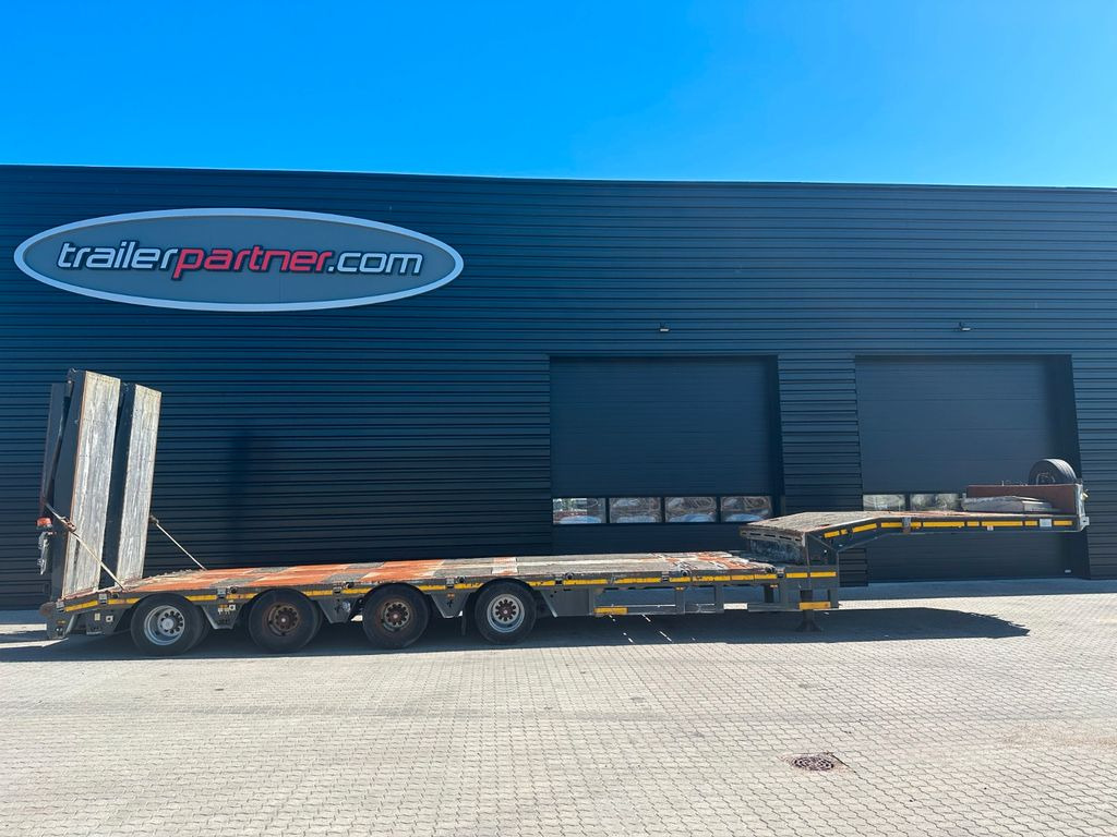 Faymonville Multimax 4 achs tieflader / ausziehbar Faymonville Multimax 4 achs tieflader / ausziehbar - عربة مسطحة منخفضة نصف مقطورة: صور 1 Faymonville Multimax 4 achs tieflader / ausziehbar Faymonville Multimax 4 achs tieflader / ausziehbar - عربة مسطحة منخفضة نصف مقطورة: صور 1