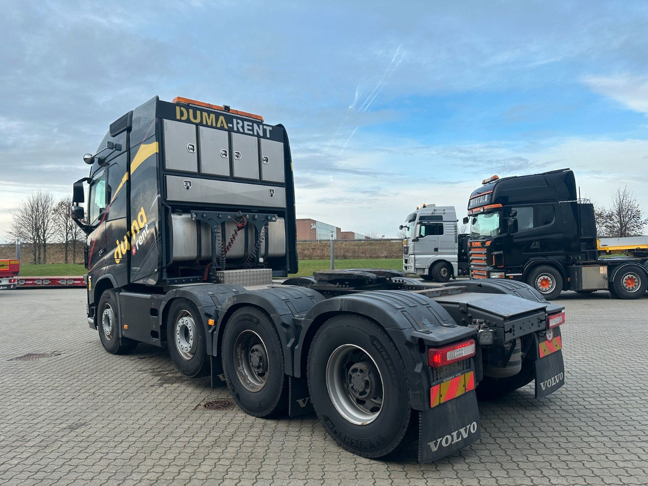 Volvo FH16 750 8x4 250 to. - شاحنة جرار: صور 5 Volvo FH16 750 8x4 250 to. - شاحنة جرار: صور 5