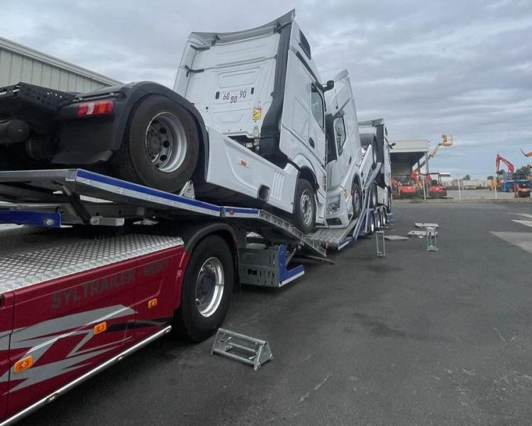 Eroglu ERTRT Extensible Porte camion - عربة مسطحة منخفضة نصف مقطورة: صور 3 Eroglu ERTRT Extensible Porte camion - عربة مسطحة منخفضة نصف مقطورة: صور 3