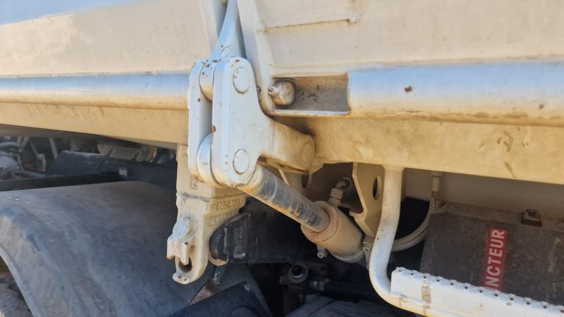 Iveco Trakker 410 - قلابات: صور 5 Iveco Trakker 410 - قلابات: صور 5