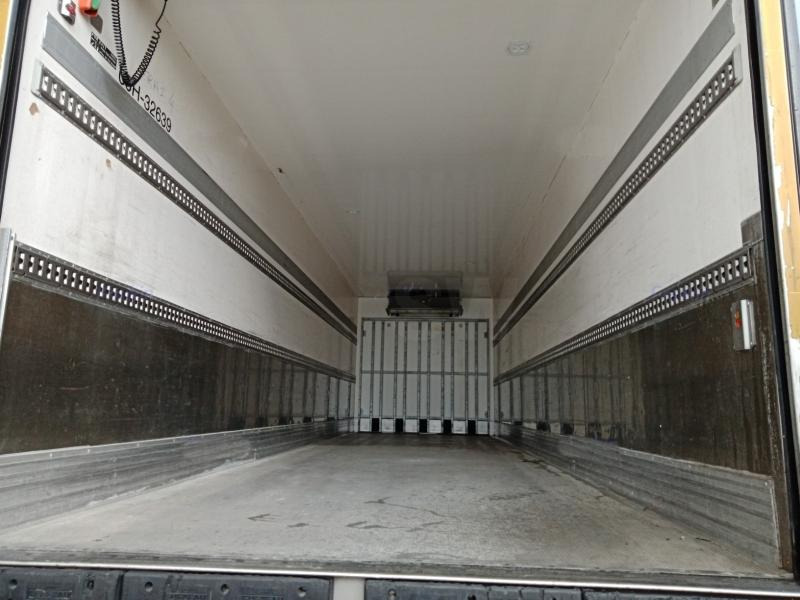 مبردة شاحنة Renault D19 Wide 280 E6: صور 8