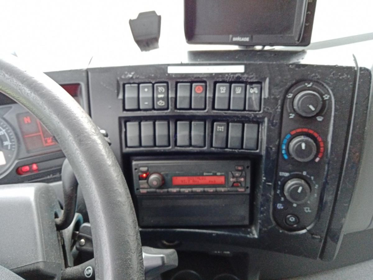 مبردة شاحنة Renault D19 Wide 280 E6: صور 7