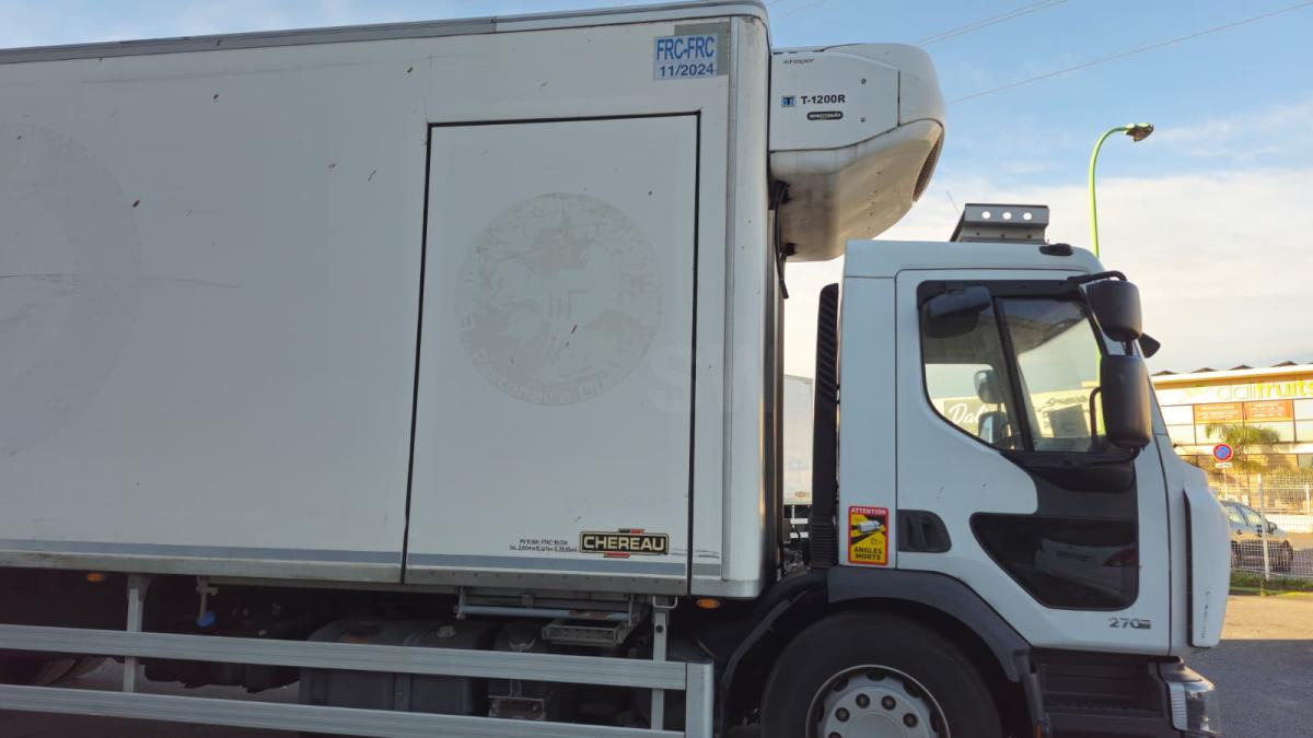 Renault Premium 270 DXI - مبردة شاحنة: صور 4 Renault Premium 270 DXI - مبردة شاحنة: صور 4