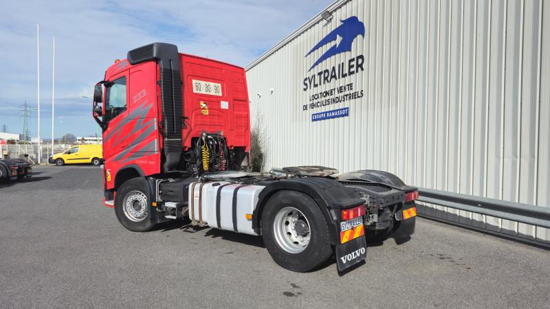 Volvo FH 460 - شاحنة جرار: صور 1 Volvo FH 460 - شاحنة جرار: صور 1