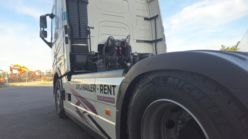 Volvo FH 500 Globetrotter XXL (Location / Rent) - شاحنة جرار: صور 5 Volvo FH 500 Globetrotter XXL (Location / Rent) - شاحنة جرار: صور 5