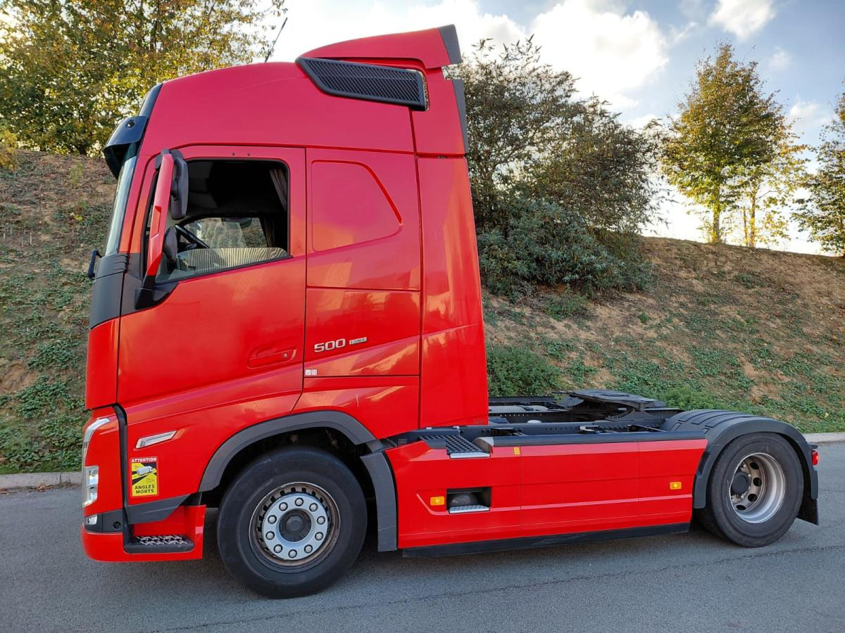 Volvo FH 500 - شاحنة جرار: صور 1 Volvo FH 500 - شاحنة جرار: صور 1