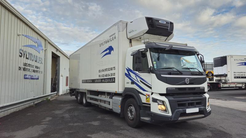 Volvo FMX (LOCATION / RENT) 380 - مبردة شاحنة: صور 1 Volvo FMX (LOCATION / RENT) 380 - مبردة شاحنة: صور 1