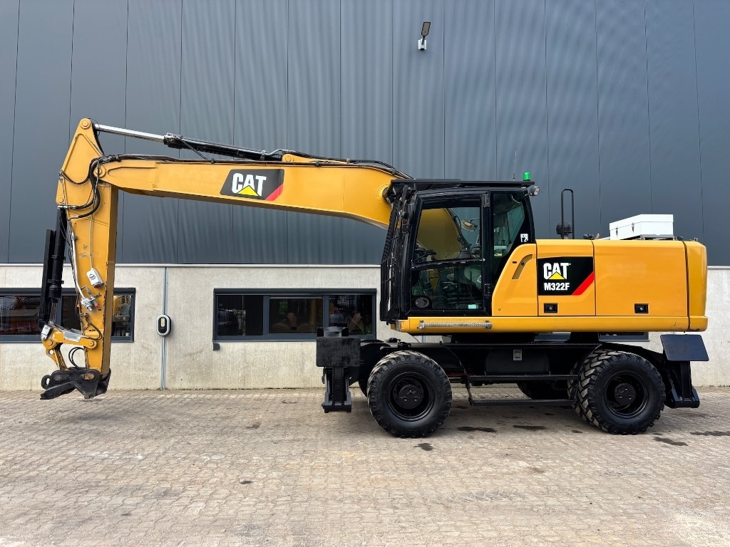 CAT M 322 F - M322 - M 320 - M 318  - حفارة على عجلات: صور 2 CAT M 322 F - M322 - M 320 - M 318  - حفارة على عجلات: صور 2