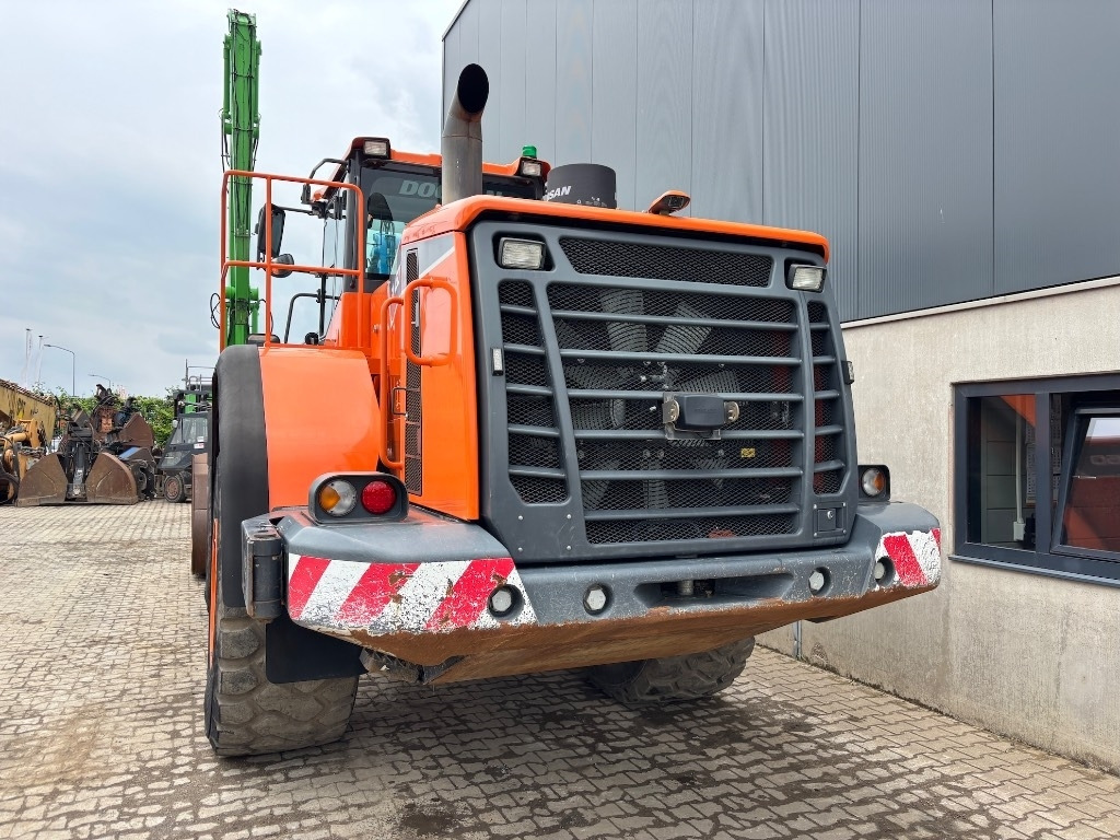 Doosan DL 450-5 - DL 420 - - اللودر بعجل: صور 4 Doosan DL 450-5 - DL 420 - - اللودر بعجل: صور 4